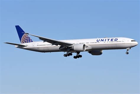 Flight UA888 / UAL888 .